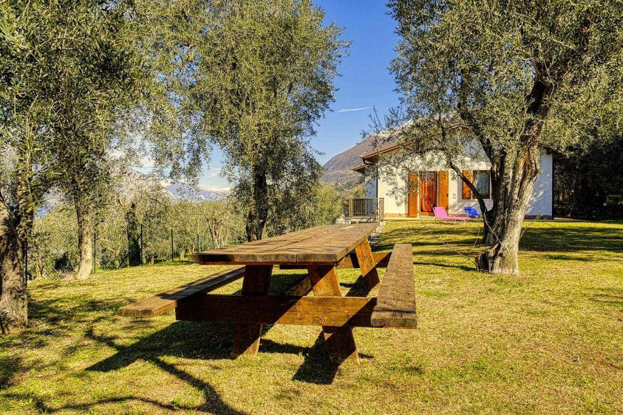 Bellavista Apartment Мальчезине Экстерьер фото